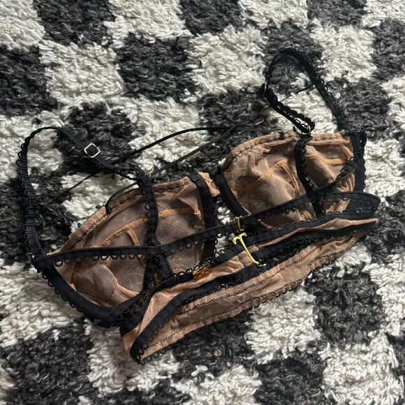 For Love and Lemons Discontinued Black and Tan Lace Bra - Picture 4 of 6